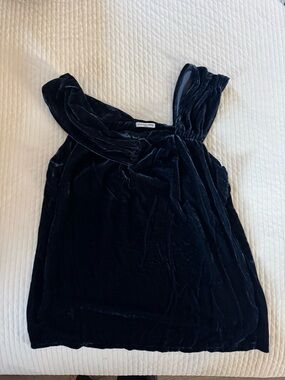 Black Velvet One-Shoulder Women's Top